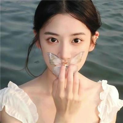 美丽笨女人